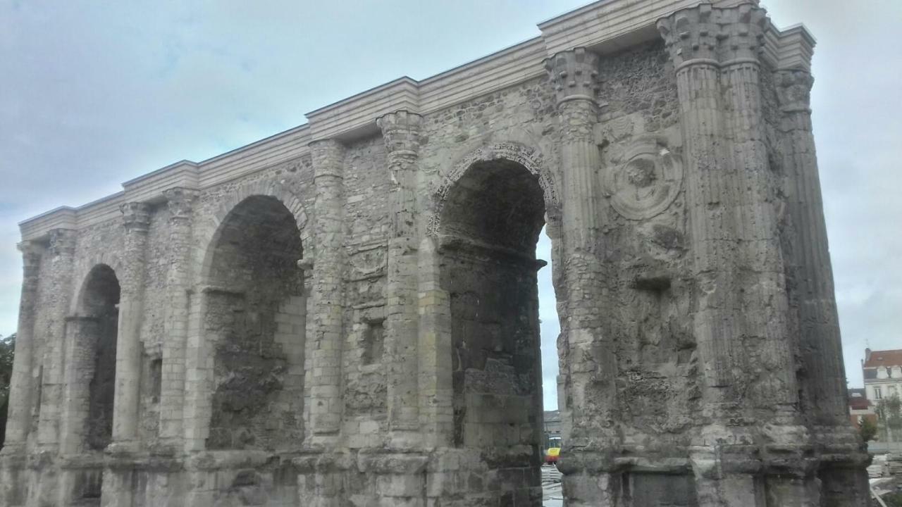 Reims La Romaine Exterior foto